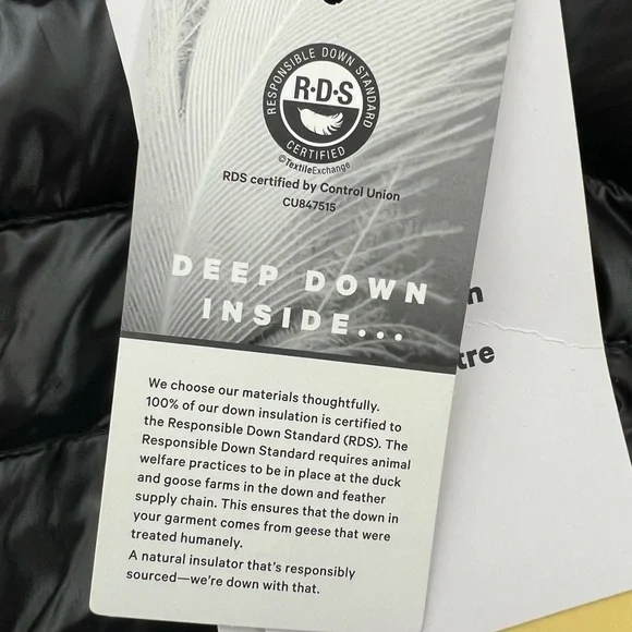 Lululemon Pack It Down Vest Lustre Black NWT Size 10 - Picture 6 of 8